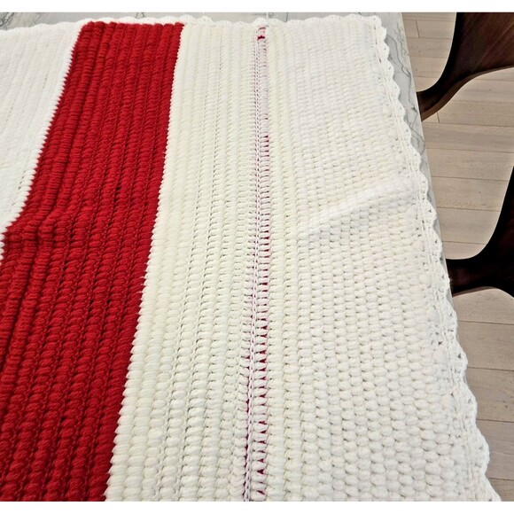 Handmade Crochet Blanket Throw Red White Striped Scallop Edge Soft Acrylic 32x48 - Picture 7 of 16
